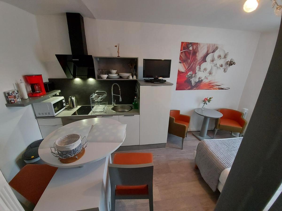 Studio De Charme, Coeur De Vichy, Quartier Calme المظهر الخارجي الصورة